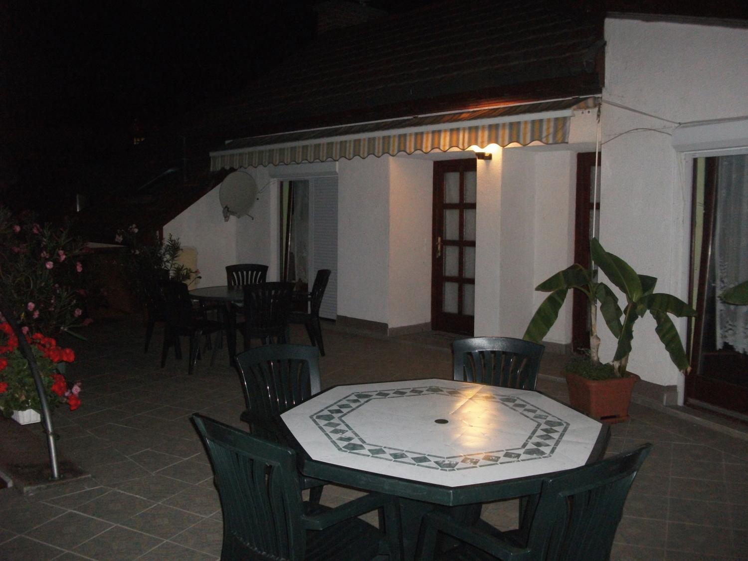 Bed and Breakfast Ria Panzio Эстергом Экстерьер фото